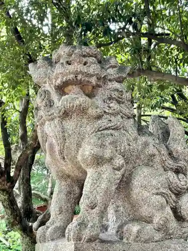 蜂田神社の狛犬