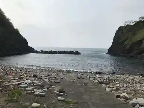 白鹿松神社の周辺