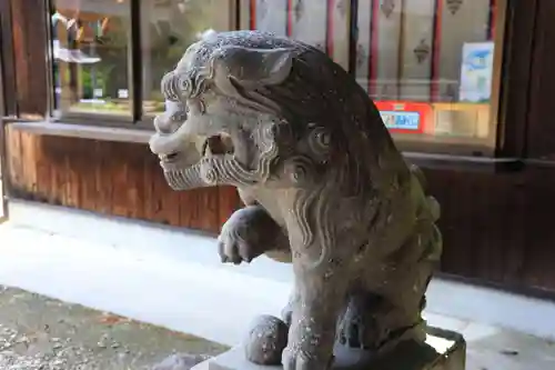 長屋神社の狛犬