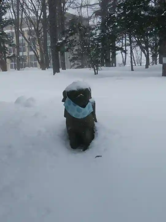 北広島市総鎮守 廣島神社の狛犬