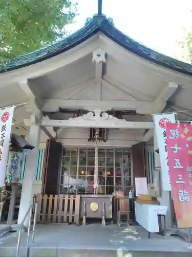 銀杏岡八幡神社の本殿・本堂