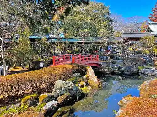 大井神社の庭園