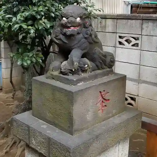 石井神社の狛犬