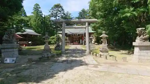 三春大神宮の鳥居