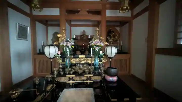 持寳院(多氣山不動尊)の{uncategorized: "未分類", other: "その他", undefined: "問題あり", building: "その他建物", grave: "お墓", sacred_gate: "鳥居", guardian: "狛犬", statue: "像", buddha: "仏像", history: "歴史", nature: "自然", garden: "庭園", animal: "動物", pagoda: "塔", temizu: "手水舎", mountain_gate: "山門・神門", sanctuary: "本殿・本堂", subordinate: "末社・摂社", art: "芸術", scenery: "景色", jizo: "地蔵", ema: "絵馬", goshuin: "御朱印", omikuji: "おみくじ", items: "授与品その他", amulet: "お守り", goshuincho: "御朱印帳", eats: "食事", festival: "お祭り", votive_dance: "神楽", shichigosan: "七五三参", wedding: "結婚式", experience: "体験その他", initially: "初詣", around: "周辺", anti_infection: "感染症対策"}
