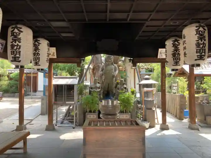 高津山 報恩院の仏像