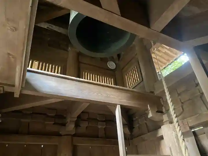 播州清水寺の{uncategorized: "未分類", other: "その他", undefined: "問題あり", building: "その他建物", grave: "お墓", sacred_gate: "鳥居", guardian: "狛犬", statue: "像", buddha: "仏像", history: "歴史", nature: "自然", garden: "庭園", animal: "動物", pagoda: "塔", temizu: "手水舎", mountain_gate: "山門・神門", sanctuary: "本殿・本堂", subordinate: "末社・摂社", art: "芸術", scenery: "景色", jizo: "地蔵", ema: "絵馬", goshuin: "御朱印", omikuji: "おみくじ", items: "授与品その他", amulet: "お守り", goshuincho: "御朱印帳", eats: "食事", festival: "お祭り", votive_dance: "神楽", shichigosan: "七五三参", wedding: "結婚式", experience: "体験その他", initially: "初詣", around: "周辺", anti_infection: "感染症対策"}