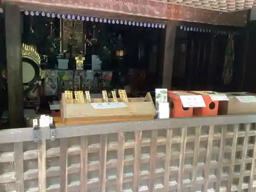 護国之寺の本殿・本堂