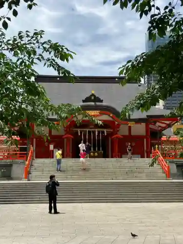 花園神社の本殿・本堂