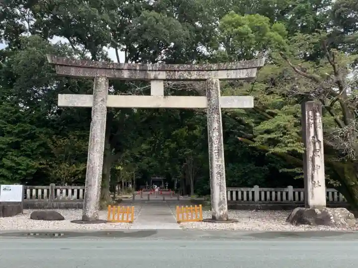 砥鹿神社(里宮)の鳥居