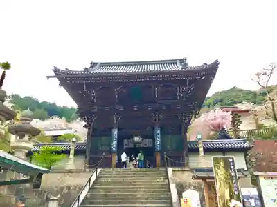 長谷寺の山門・神門