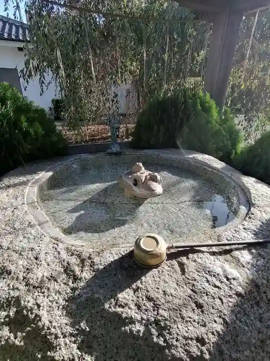 別雷皇太神の手水舎