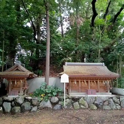 新熊野神社の末社・摂社