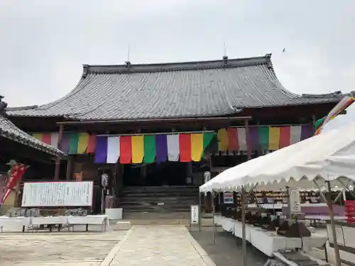 浄信寺の本殿・本堂