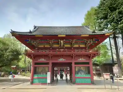 根津神社の山門・神門