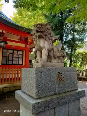 秋葉神社の狛犬