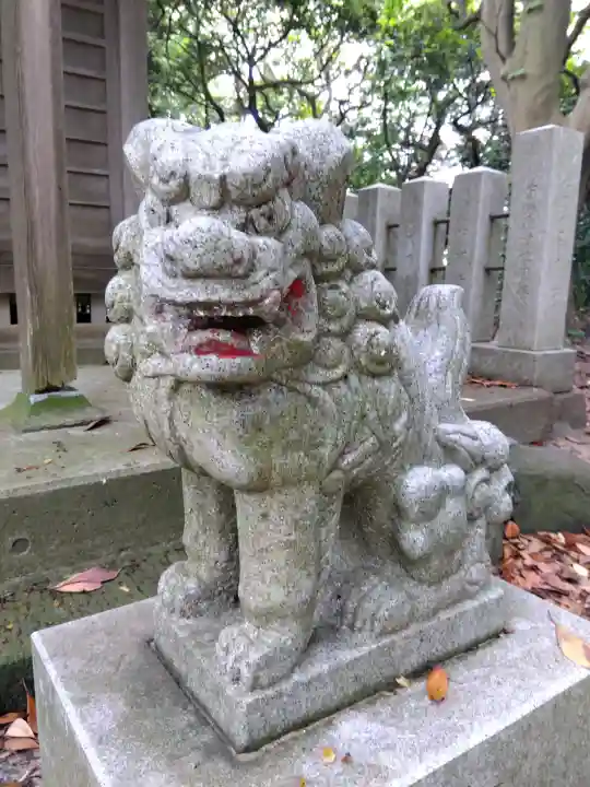 春日神社の{uncategorized: "未分類", other: "その他", undefined: "問題あり", building: "その他建物", grave: "お墓", sacred_gate: "鳥居", guardian: "狛犬", statue: "像", buddha: "仏像", history: "歴史", nature: "自然", garden: "庭園", animal: "動物", pagoda: "塔", temizu: "手水舎", mountain_gate: "山門・神門", sanctuary: "本殿・本堂", subordinate: "末社・摂社", art: "芸術", scenery: "景色", jizo: "地蔵", ema: "絵馬", goshuin: "御朱印", omikuji: "おみくじ", items: "授与品その他", amulet: "お守り", goshuincho: "御朱印帳", eats: "食事", festival: "お祭り", votive_dance: "神楽", shichigosan: "七五三参", wedding: "結婚式", experience: "体験その他", initially: "初詣", around: "周辺", anti_infection: "感染症対策"}