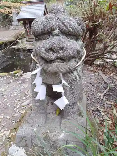 氷上神社の狛犬