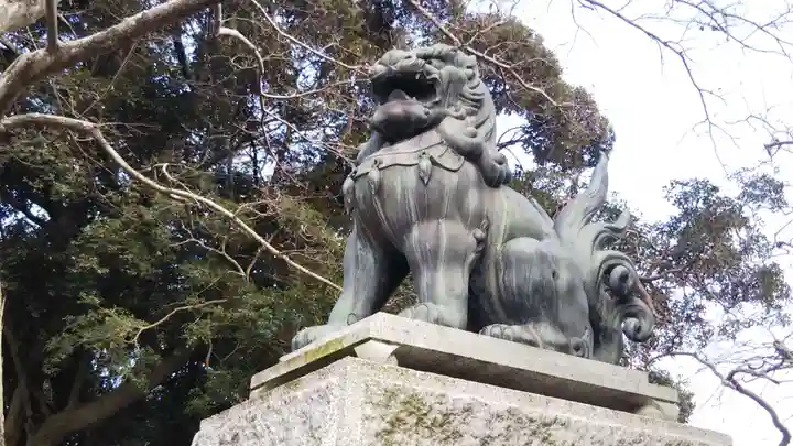 伊弉子神社の狛犬