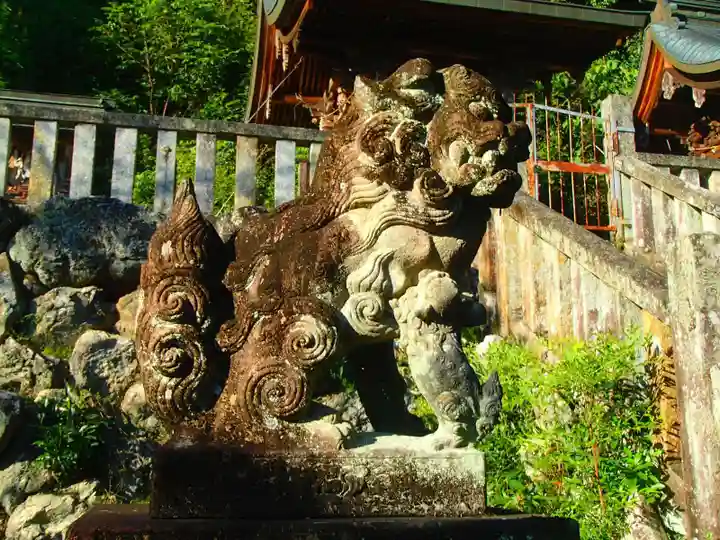 日吉神社の狛犬
