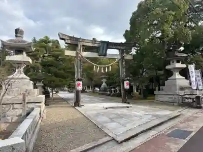 金刀比羅神社の{uncategorized: "未分類", other: "その他", undefined: "問題あり", building: "その他建物", grave: "お墓", sacred_gate: "鳥居", guardian: "狛犬", statue: "像", buddha: "仏像", history: "歴史", nature: "自然", garden: "庭園", animal: "動物", pagoda: "塔", temizu: "手水舎", mountain_gate: "山門・神門", sanctuary: "本殿・本堂", subordinate: "末社・摂社", art: "芸術", scenery: "景色", jizo: "地蔵", ema: "絵馬", goshuin: "御朱印", omikuji: "おみくじ", items: "授与品その他", amulet: "お守り", goshuincho: "御朱印帳", eats: "食事", festival: "お祭り", votive_dance: "神楽", shichigosan: "七五三参", wedding: "結婚式", experience: "体験その他", initially: "初詣", around: "周辺", anti_infection: "感染症対策"}