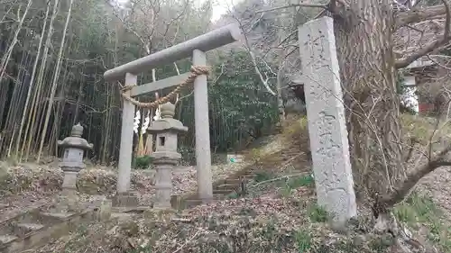 御霊神社の鳥居