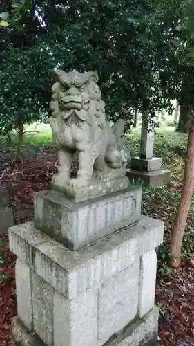 八幡神社の狛犬