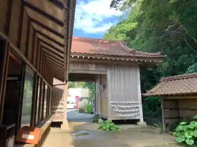 波立寺(波立薬師)の山門・神門
