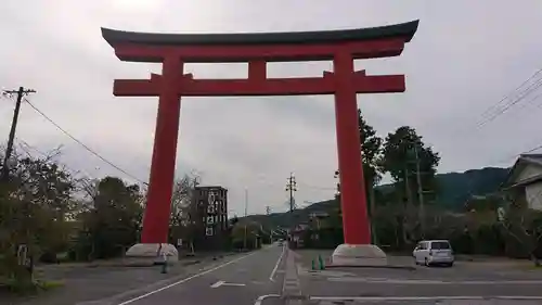 美濃國一宮　南宮大社の鳥居