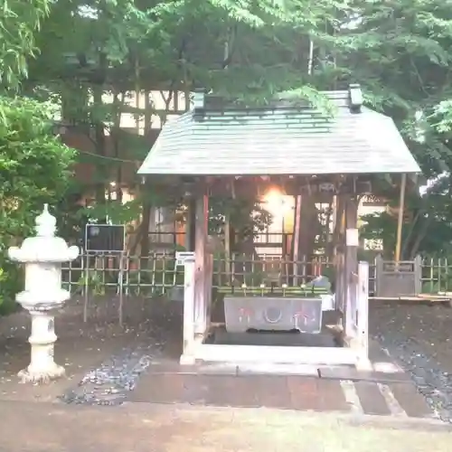 市谷亀岡八幡宮の手水舎