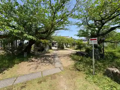 橋寺 放生院の{uncategorized: "未分類", other: "その他", undefined: "問題あり", building: "その他建物", grave: "お墓", sacred_gate: "鳥居", guardian: "狛犬", statue: "像", buddha: "仏像", history: "歴史", nature: "自然", garden: "庭園", animal: "動物", pagoda: "塔", temizu: "手水舎", mountain_gate: "山門・神門", sanctuary: "本殿・本堂", subordinate: "末社・摂社", art: "芸術", scenery: "景色", jizo: "地蔵", ema: "絵馬", goshuin: "御朱印", omikuji: "おみくじ", items: "授与品その他", amulet: "お守り", goshuincho: "御朱印帳", eats: "食事", festival: "お祭り", votive_dance: "神楽", shichigosan: "七五三参", wedding: "結婚式", experience: "体験その他", initially: "初詣", around: "周辺", anti_infection: "感染症対策"}