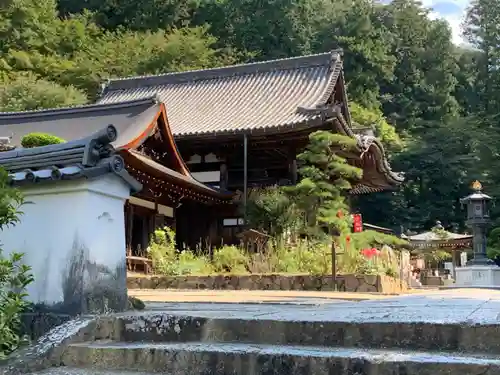 岡寺（龍蓋寺）の本殿・本堂