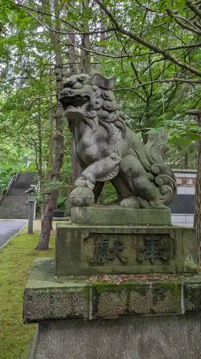 音更神社の狛犬