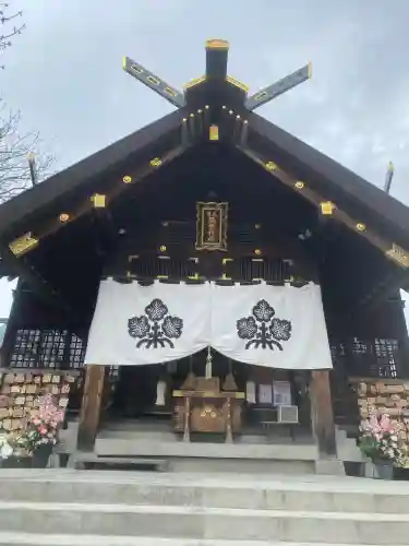 札幌諏訪神社の本殿・本堂