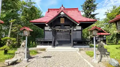 多度志神社の本殿