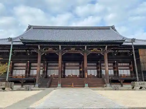 本山専修寺の本殿・本堂