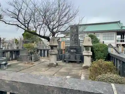 天竜院の{uncategorized: "未分類", other: "その他", undefined: "問題あり", building: "その他建物", grave: "お墓", sacred_gate: "鳥居", guardian: "狛犬", statue: "像", buddha: "仏像", history: "歴史", nature: "自然", garden: "庭園", animal: "動物", pagoda: "塔", temizu: "手水舎", mountain_gate: "山門・神門", sanctuary: "本殿・本堂", subordinate: "末社・摂社", art: "芸術", scenery: "景色", jizo: "地蔵", ema: "絵馬", goshuin: "御朱印", omikuji: "おみくじ", items: "授与品その他", amulet: "お守り", goshuincho: "御朱印帳", eats: "食事", festival: "お祭り", votive_dance: "神楽", shichigosan: "七五三参", wedding: "結婚式", experience: "体験その他", initially: "初詣", around: "周辺", anti_infection: "感染症対策"}