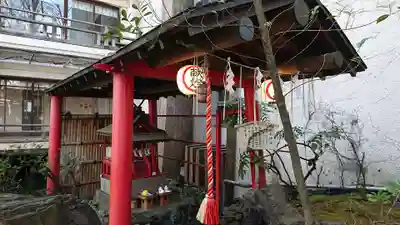 子安神社の末社・摂社