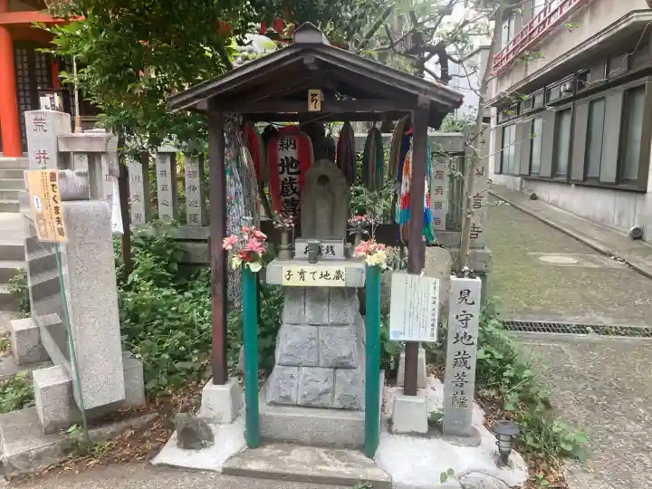 くまくま神社(導きの社 熊野町熊野神社)(東京都)