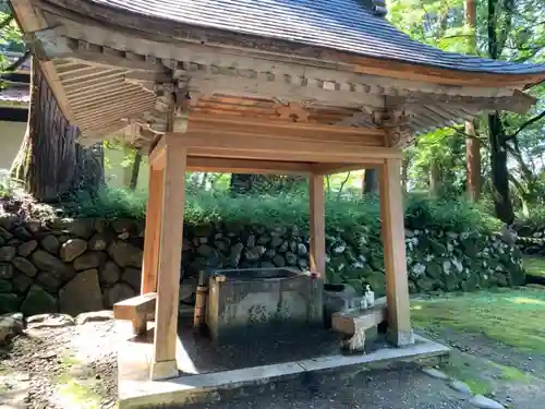平泉寺白山神社の手水舎