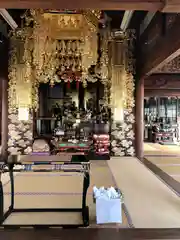 慈眼寺の本殿