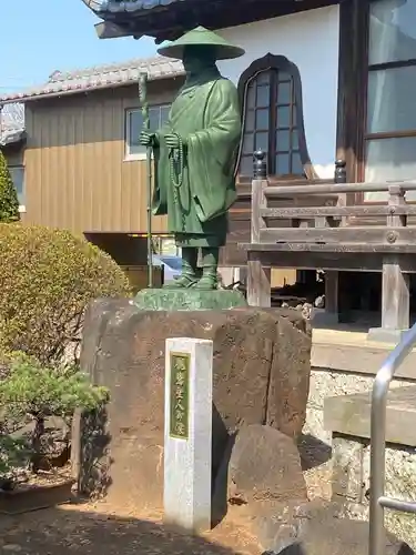 長命寺の像