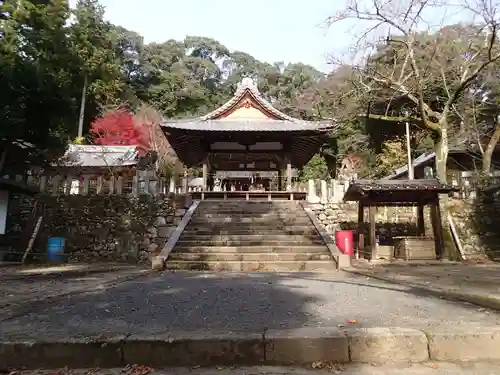 石座神社の本殿・本堂