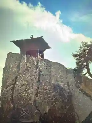 宝珠山 立石寺の{uncategorized: "未分類", other: "その他", undefined: "問題あり", building: "その他建物", grave: "お墓", sacred_gate: "鳥居", guardian: "狛犬", statue: "像", buddha: "仏像", history: "歴史", nature: "自然", garden: "庭園", animal: "動物", pagoda: "塔", temizu: "手水舎", mountain_gate: "山門・神門", sanctuary: "本殿・本堂", subordinate: "末社・摂社", art: "芸術", scenery: "景色", jizo: "地蔵", ema: "絵馬", goshuin: "御朱印", omikuji: "おみくじ", items: "授与品その他", amulet: "お守り", goshuincho: "御朱印帳", eats: "食事", festival: "お祭り", votive_dance: "神楽", shichigosan: "七五三参", wedding: "結婚式", experience: "体験その他", initially: "初詣", around: "周辺", anti_infection: "感染症対策"}
