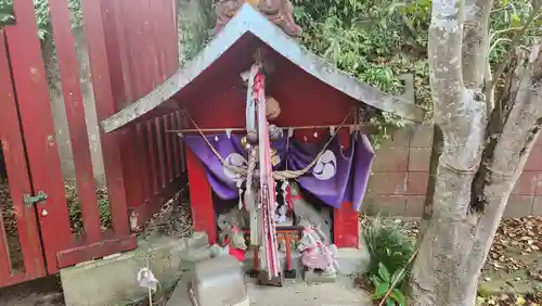 斗瑩稲荷神社の末社・摂社