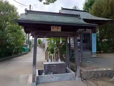 岩瀬五社稲荷神社の手水舎