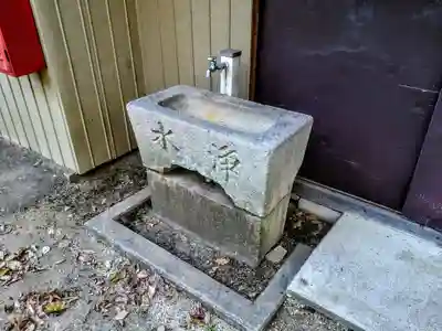 御鍬神社の手水舎