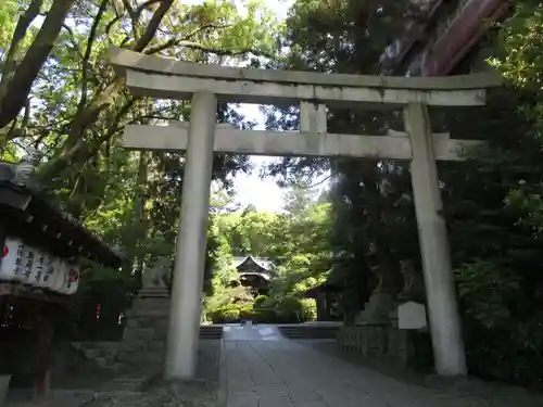 岡崎神社の鳥居