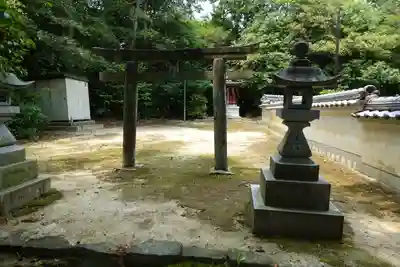 八幡神社の鳥居