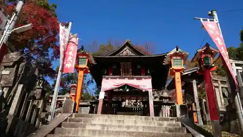 伏見稲荷大社の{uncategorized: "未分類", other: "その他", undefined: "問題あり", building: "その他建物", grave: "お墓", sacred_gate: "鳥居", guardian: "狛犬", statue: "像", buddha: "仏像", history: "歴史", nature: "自然", garden: "庭園", animal: "動物", pagoda: "塔", temizu: "手水舎", mountain_gate: "山門・神門", sanctuary: "本殿・本堂", subordinate: "末社・摂社", art: "芸術", scenery: "景色", jizo: "地蔵", ema: "絵馬", goshuin: "御朱印", omikuji: "おみくじ", items: "授与品その他", amulet: "お守り", goshuincho: "御朱印帳", eats: "食事", festival: "お祭り", votive_dance: "神楽", shichigosan: "七五三参", wedding: "結婚式", experience: "体験その他", initially: "初詣", around: "周辺", anti_infection: "感染症対策"}